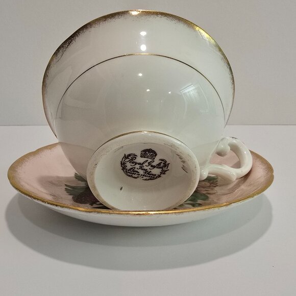 Royal Grafton - Vintage Teacup & Saucer Set, Bone China, Orchard Fruit on Pink - Picture 3 of 5